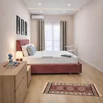 Apartment Eni's