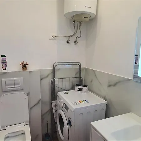 Eni's Apartament Tirana