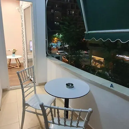 Apartament Eni's *